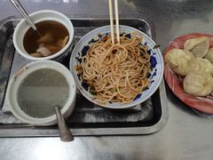 -高师傅特色米粉汤包(建设路店)