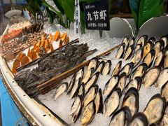 -领鲜活海鲜榴莲自助火锅(东门店)
