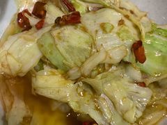 手撕包菜-昱龙大盆牛蛙馆(三兴街总店)