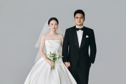 -花里花间摄影工作室