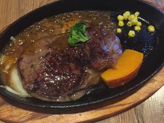 -玛格萝妮(汇智国际商业中心店)
