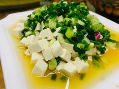 小葱拌豆腐-清真新疆叶尔羌烤肉店(新香洲店)