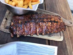 -Ribs & Burgers The Rocks