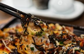 Signature Egg-Baked Pork