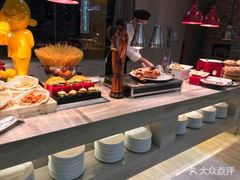 自助取餐区-铂丽斯国际大酒店-凯悦自助餐厅