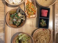 -一两饭川味素食餐厅