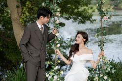 -雪中彩影婚纱摄影·微光艺术中心