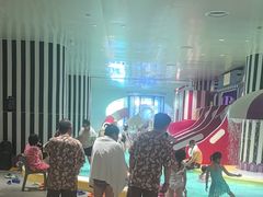 -涨巢·潮玩水疗局