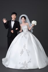 -雅云婚纱摄影工作室旗舰店