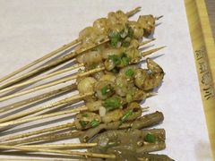 -街角等你.大连海鲜烧烤.经典铁板海鲜串(西安路店)