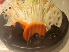 -三江源活鱼现烤(维多利摩尔城店)