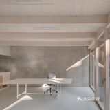 由马车房和车间改造的共享工作空间REMISE