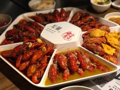 -龙巢盱眙龙虾·牛蛙·烧烤宵夜(八卦岭店)