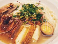 狮头鹅肉拼猪手饭-狮头牌卤味研究所·卤味饭(花城汇南区店)
