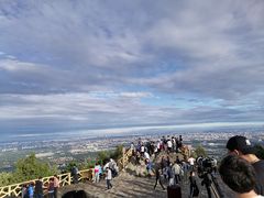 -鬼笑石后山停车场