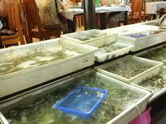 -拉威海鲜市场