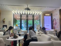 点击看大图 -Dr.U博士医疗美容医院