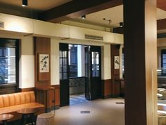 大堂-星巴克臻选(成都宽窄巷子店)