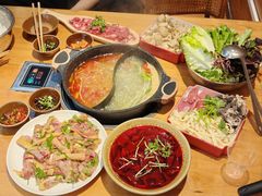 -苗阿哥酸汤牛肉火锅(体育场店)