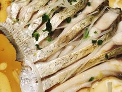 -莲餐厅·湖北菜·藕汤是头牌(愚园路店)