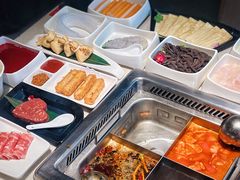 -海底捞火锅鲜切牛肉主题店(长寿路店)