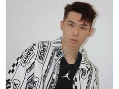 -鸿通城购物中心