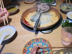 -洱火云南酸菜牛肉火锅(石景山当代商城店)