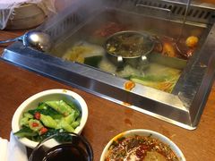 -洪焱重庆老火锅(万福花园店)