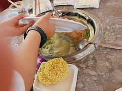 -季季红火锅(青山湖万达店)
