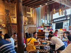 -阿婆情腊排骨火锅(金虹路店)