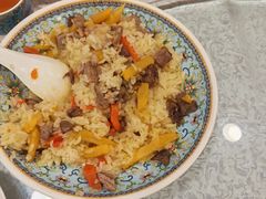-汗腾格里·风味餐厅(新疆驻京办店)