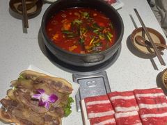 -贵府酸汤牛肉火锅·贵州老字号(飞山街店)