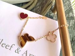 -梵克雅宝(国贸商城店)