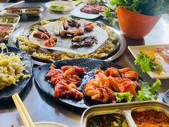 -牛牛牛酸菜煎肉店(望云寺路店)