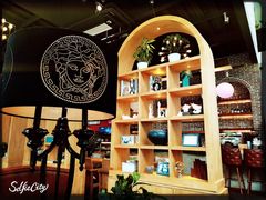 -桉树林A coffee 森林餐厅(三圣乡店)
