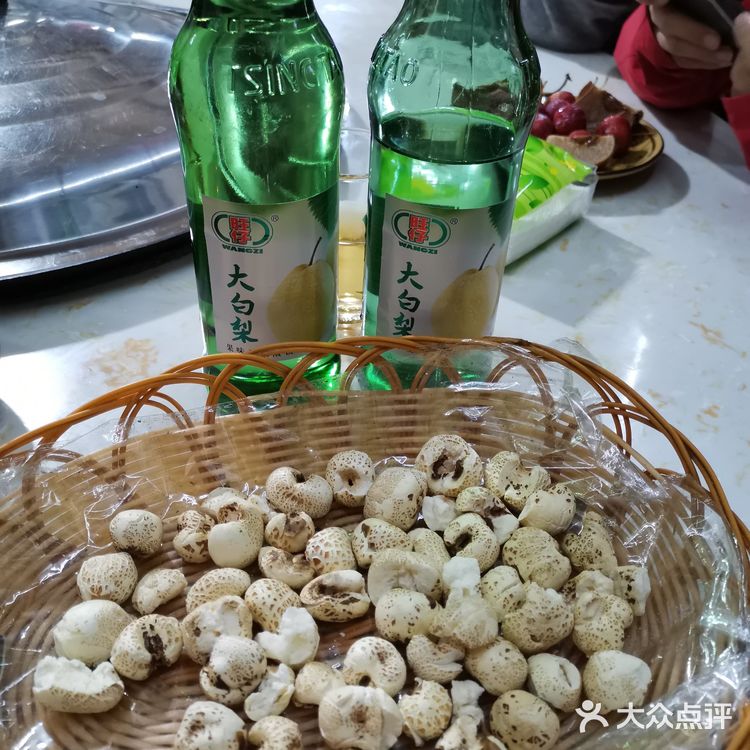 有回家的感觉，北铁锅炖大鹅，味道纯正、非常好吃