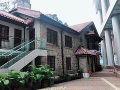 -香港大学