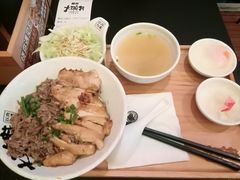 -熊吞·大碗丼烧肉饭(济宁万达广场店)