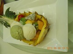 菠萝新天地-青年公社烤鸭(青年路店)