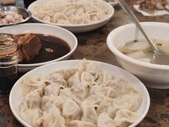 -周家大连水饺(美专校街店)