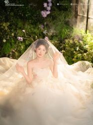 -雪中彩影婚纱摄影·微光艺术中心