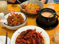 -莲餐厅·湖北菜·潜江小龙虾店(愚园路店)