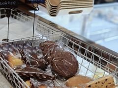 -Dough&Joe团憩(瑞虹天地月亮湾店)