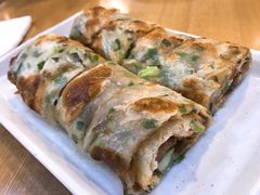 葱饼卷牛肉-台北楚楚园馅饼粥(虹桥南丰城店)