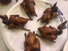 红烧乳鸽-中山国际酒店中餐厅