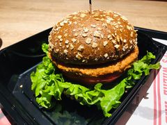 -The Habit Burger Grill 哈比特汉堡(复兴soho店)