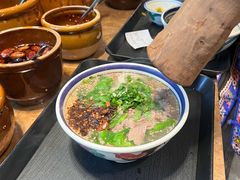 -云阿蛮云南生烫牛肉米线(奉贤路店)