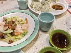 -巧克力渔家.小船海鲜胶东菜(万平口店)