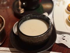 蛋白杏仁露-嘉麟楼