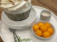 芒果雪冰-Cheevit Cheeva(Sirimangkalajarn)